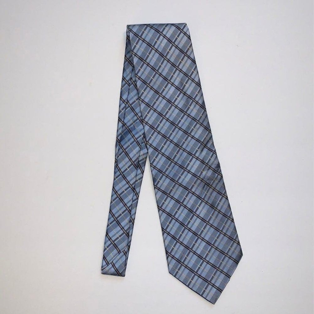 NWOT IZOD Tie